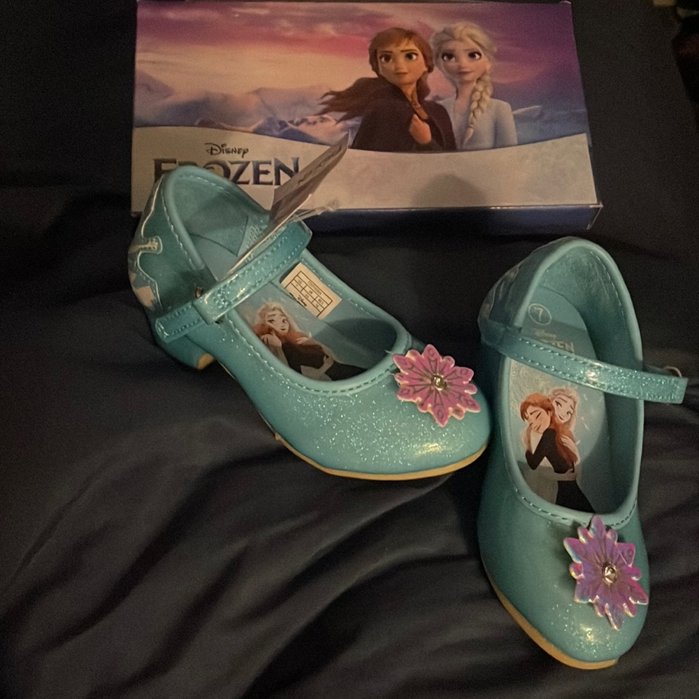 Disney Frozen Dress Shoes